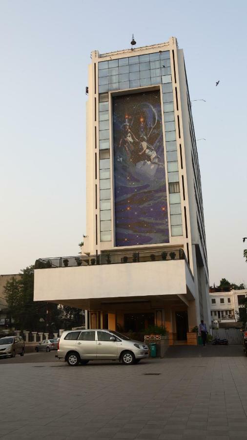 Gemini Continental, Hazratganj Hotel Lucknow Exterior foto